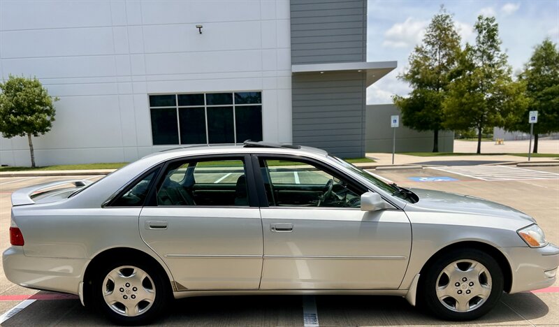 2003 TOYOTA AVALON XLS