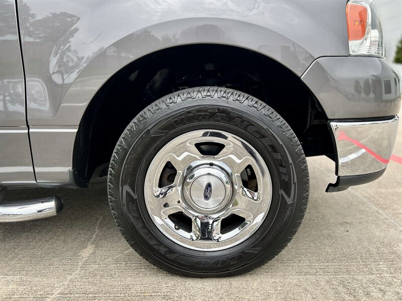 Mobile Vehicle Detail