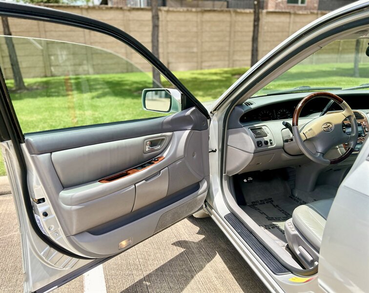 2003 TOYOTA AVALON XLS