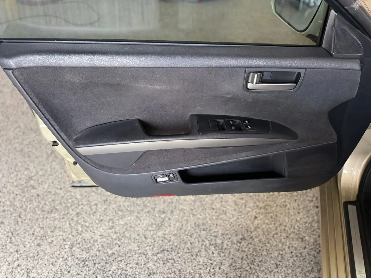 2004 Nissan Maxima 4dr Sdn SE Auto