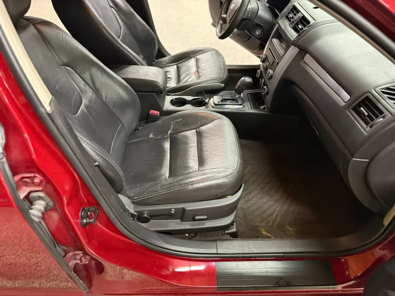 2010 Ford Fusion 4dr Sdn SEL FWD