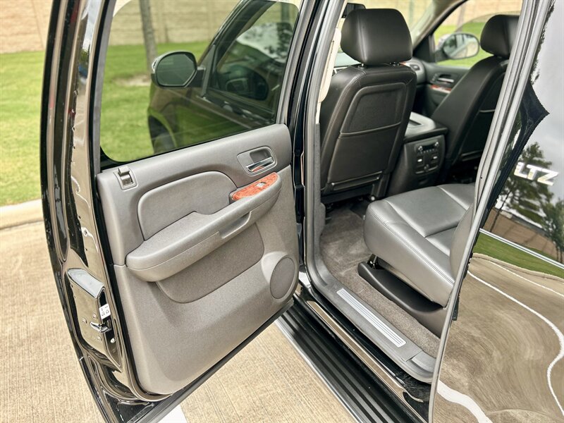 2012 CHEVROLET AVALANCHE LTZ