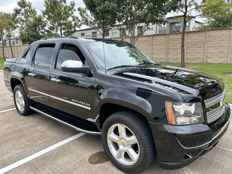 2012 CHEVROLET AVALANCHE LTZ