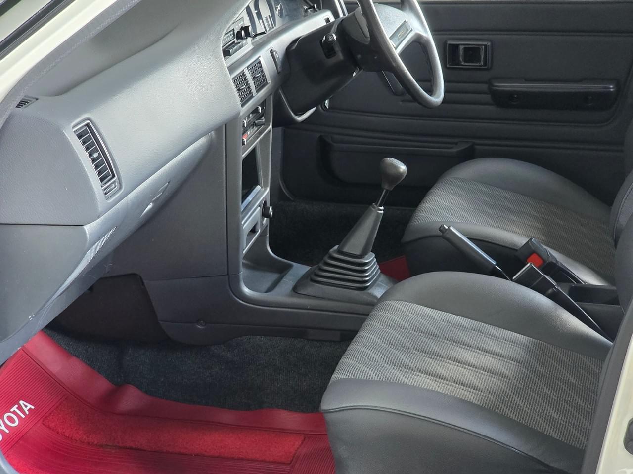 1990 Toyota Corolla DX Wagon JDM
